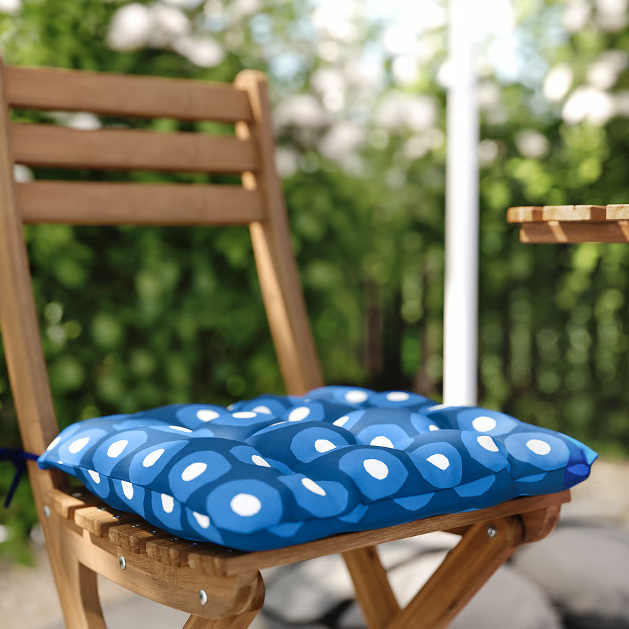 Alto סט אוכל מתקפל לגינה — שולחן + 4 כיסאות עם כריות